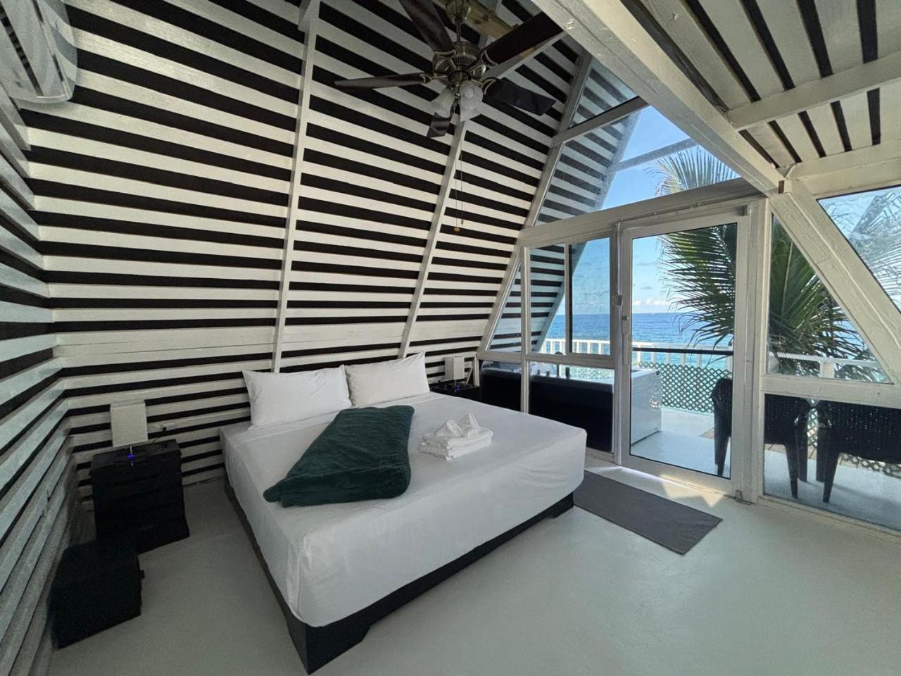 The Sea Cliff Hotel Resort & Spa Port Antonio Exterior photo